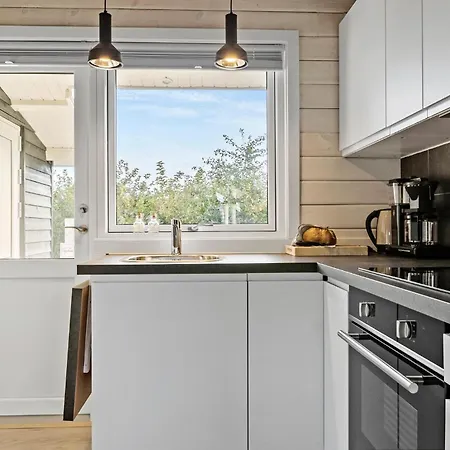 3 Bedroom Beautiful In Sydals *