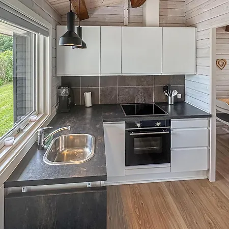 3 Bedroom Beautiful In Sydals *
